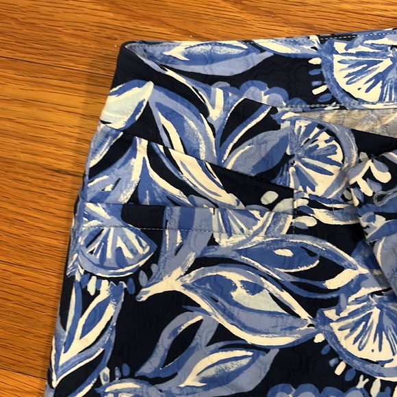 Lily Pulitzer pattern pants - Picture 3 of 6